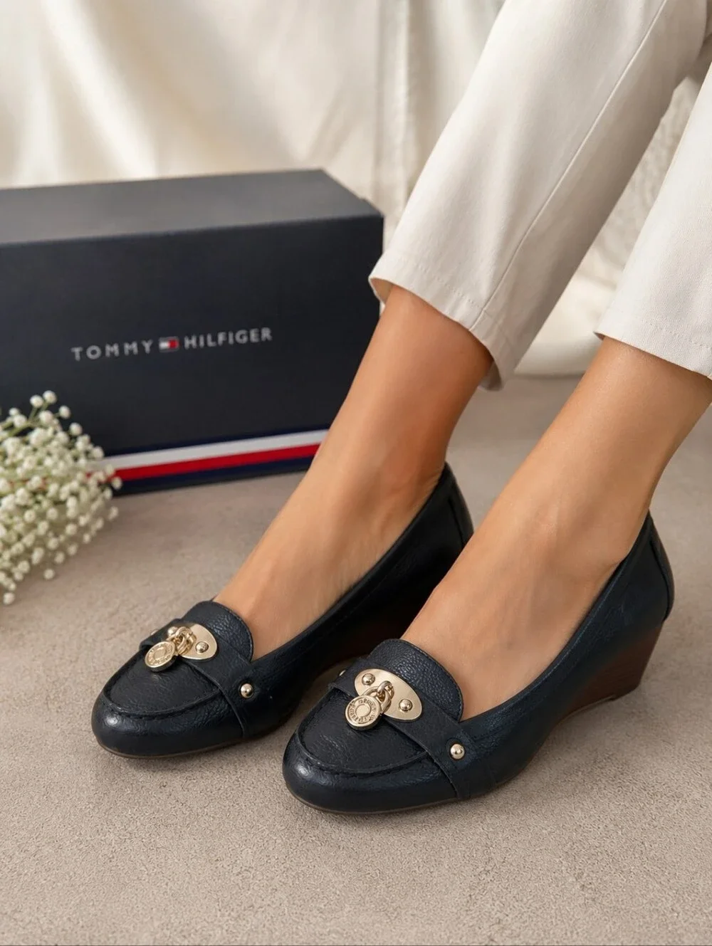 Tommy Hilfiger Black Leather Wedge Loafers with Gold Emblem Size 8.5